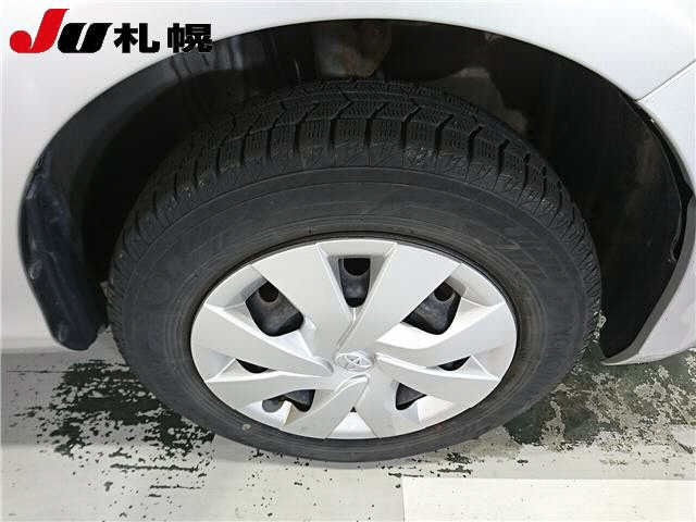 TOYOTA VITZ 2014