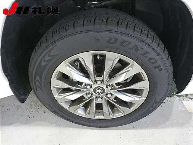 TOYOTA LAND CRUISER 2023