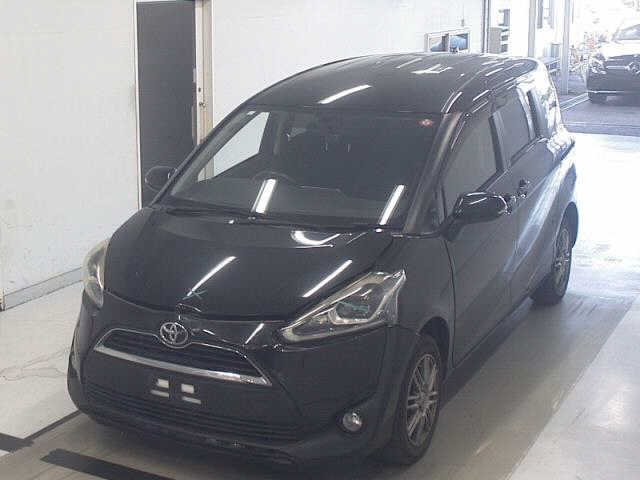 TOYOTA SIENTA 2016