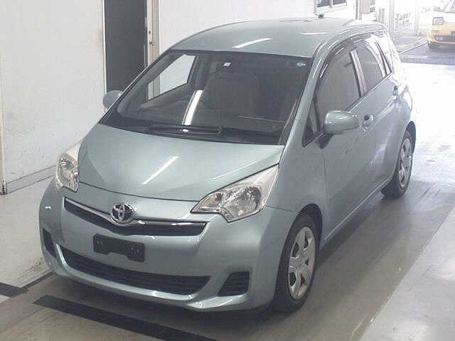 TOYOTA RACTIS 2012