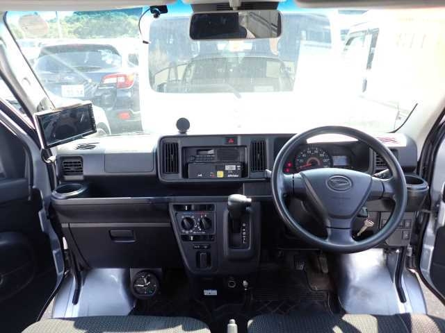 DAIHATSU HIJET VAN 2018