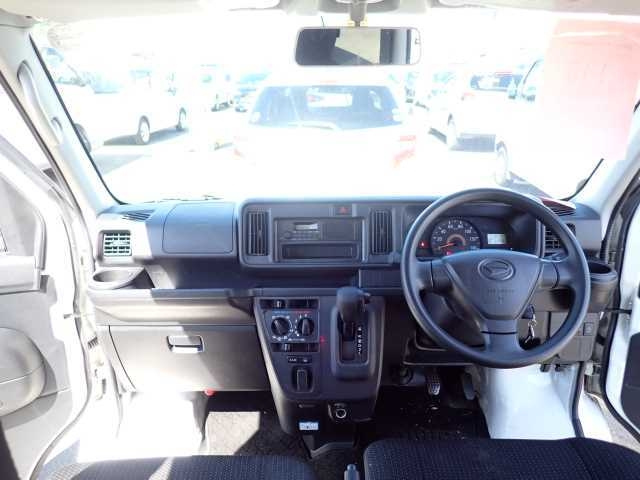 DAIHATSU HIJET VAN 2020