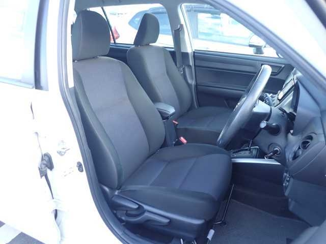 TOYOTA COROLLA FIELDER 2019