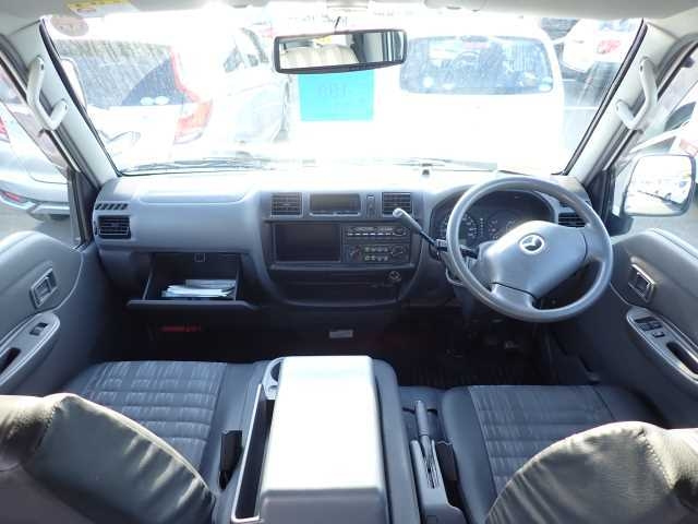 MAZDA BONGO VAN 2017