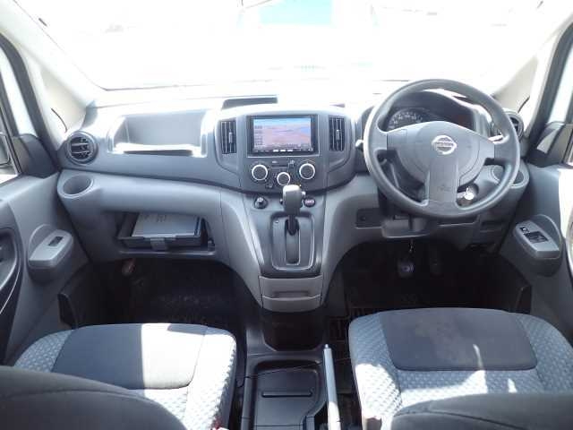 NISSAN NV200 2015