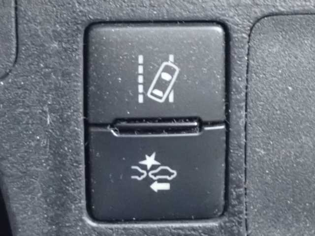 TOYOTA SUCCEED 2019