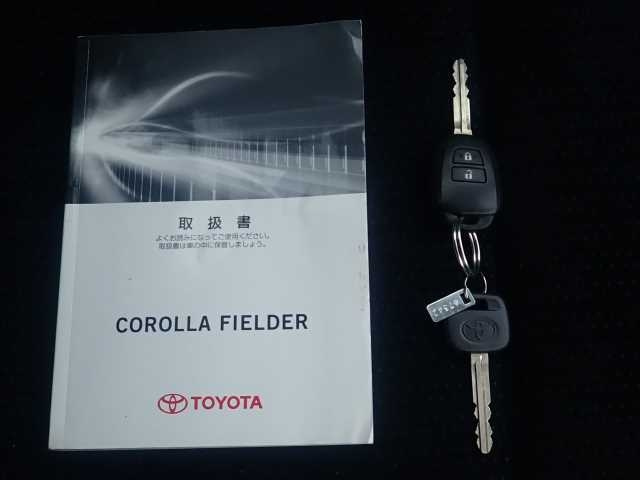 TOYOTA COROLLA FIELDER 2015