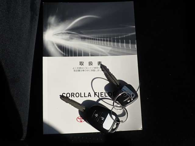 TOYOTA COROLLA FIELDER 2015