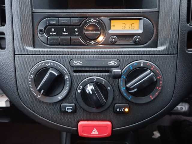 NISSAN AD 2018