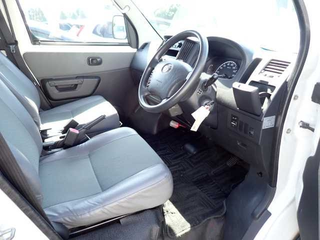 TOYOTA TOWN ACE VAN 2012