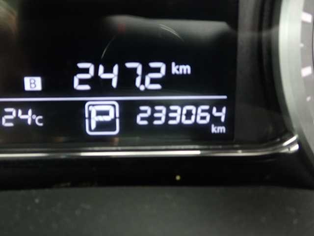 NISSAN SYLPHY 2013