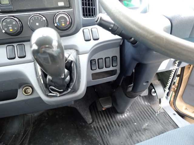 MITSUBISHI CANTER 2012