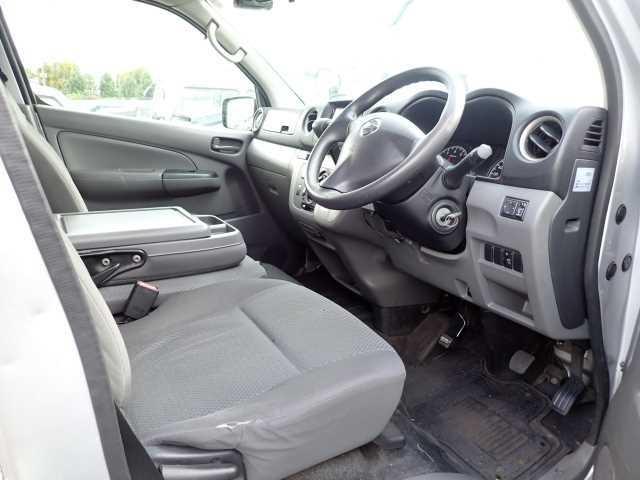 NISSAN CARAVAN VAN 2012