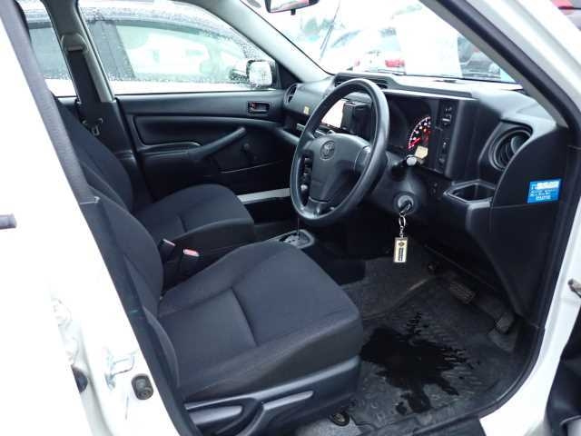 TOYOTA PROBOX 2017