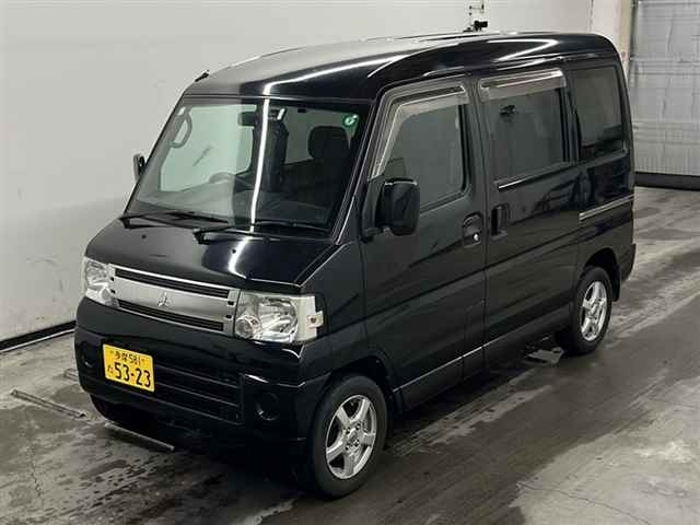MITSUBISHI TOWNBOX 2011