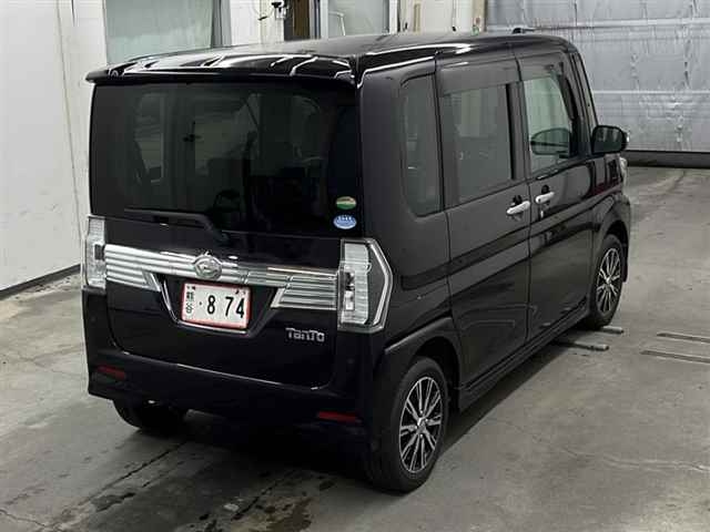 DAIHATSU TANTO 2016