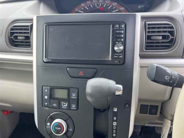 DAIHATSU TANTO 2015