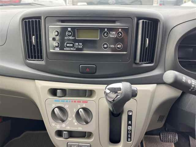 DAIHATSU MIRA E S 2014
