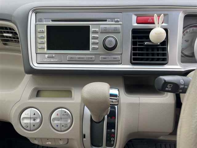 HONDA LIFE 2011