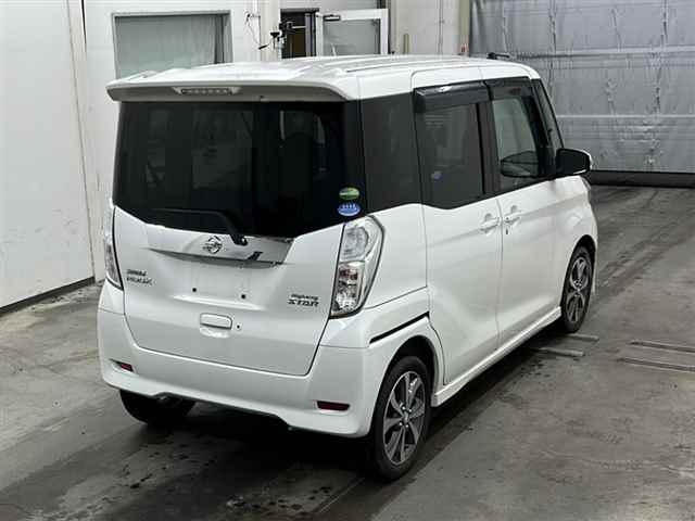 NISSAN DAYZ ROOX 2015