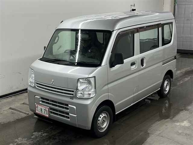 MITSUBISHI MINICAB VAN 2017