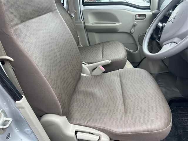 MITSUBISHI MINICAB VAN 2017