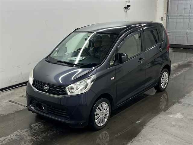NISSAN DAYZ 2013