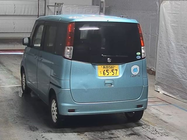 SUZUKI PALETTE 2012