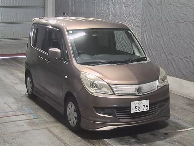 SUZUKI SOLIO 2011