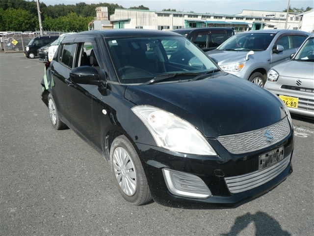 SUZUKI SWIFT 2015