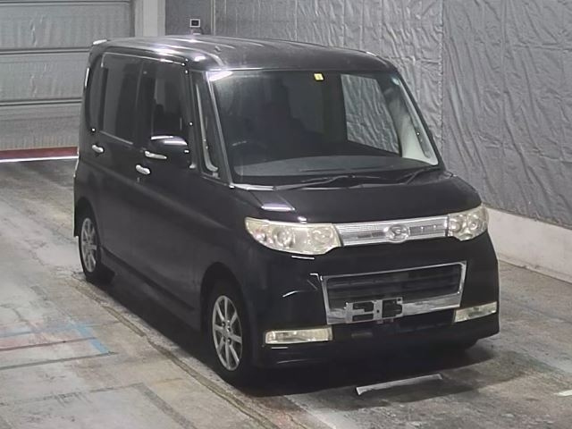 DAIHATSU TANTO 2008
