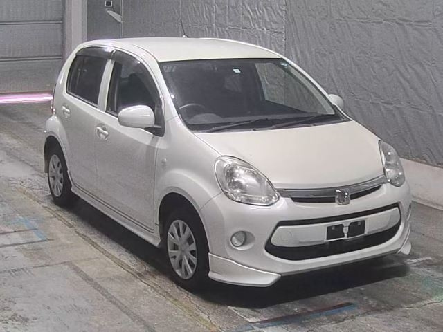 TOYOTA PASSO 2015