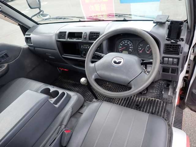 MAZDA BONGO 2012