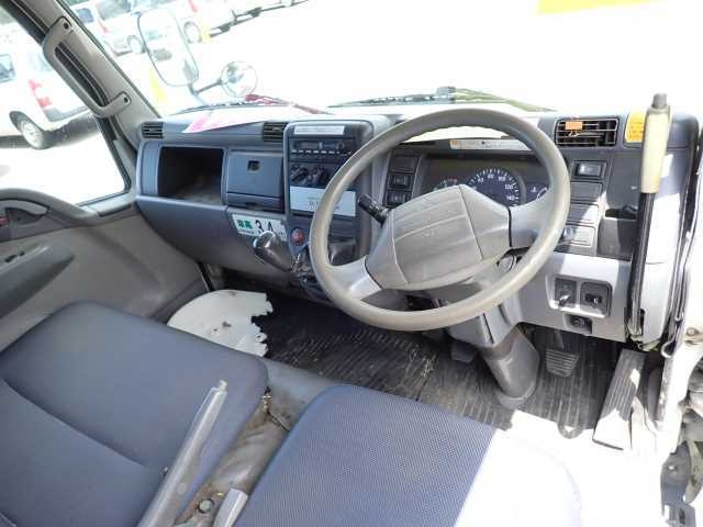 MITSUBISHI CANTER 2011