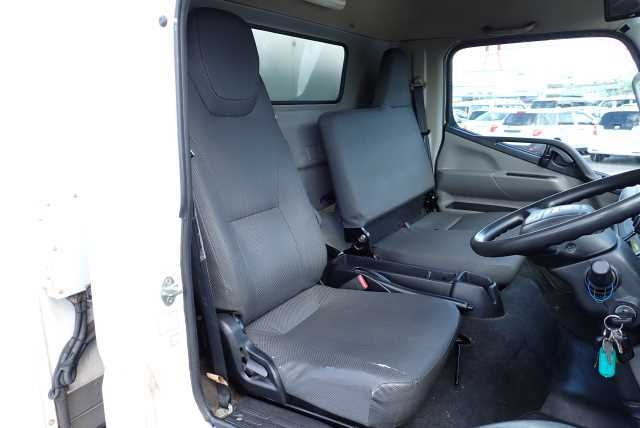 MITSUBISHI CANTER 2017