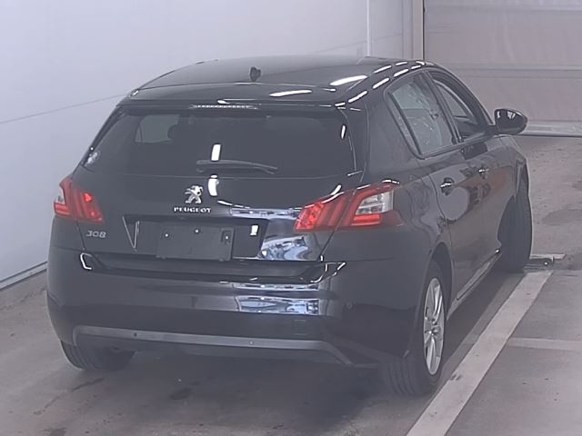 PEUGEOT 308 2015