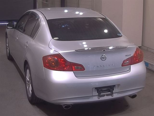 NISSAN SKYLINE 2011