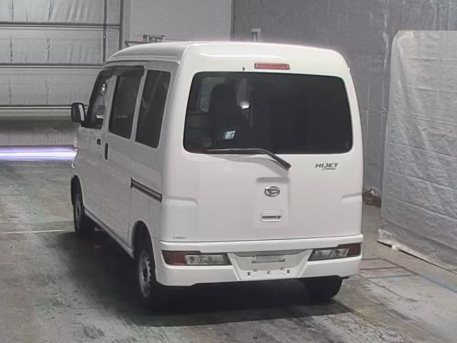 DAIHATSU HIJET VAN 2019