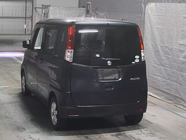 SUZUKI PALETTE 2011