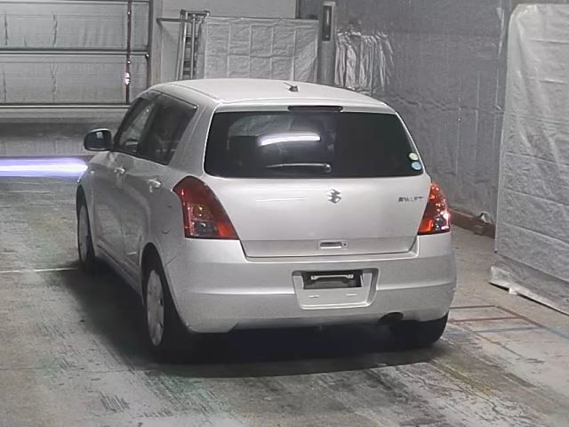 SUZUKI SWIFT 2009