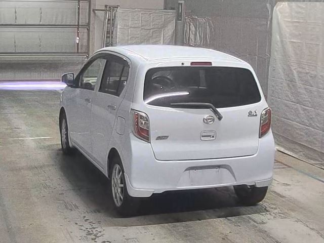 DAIHATSU MIRA E S 2012
