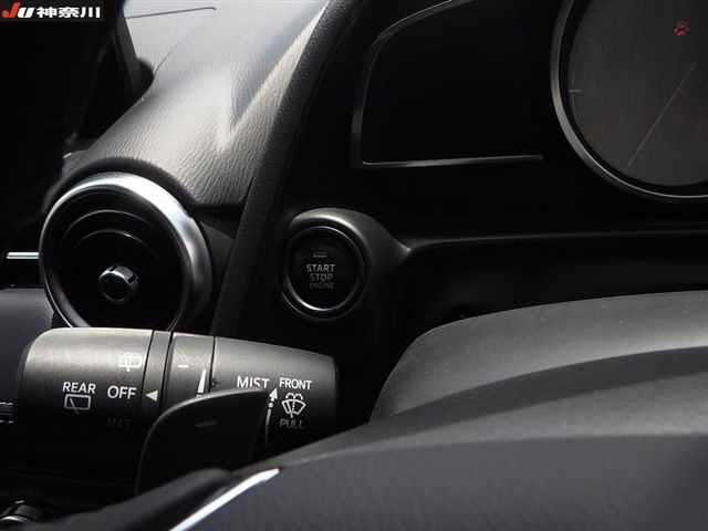 MAZDA MAZDA2 2019