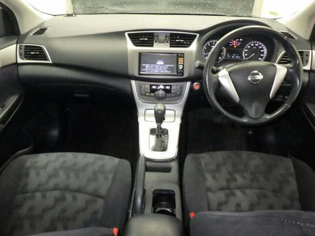 NISSAN SYLPHY 2013