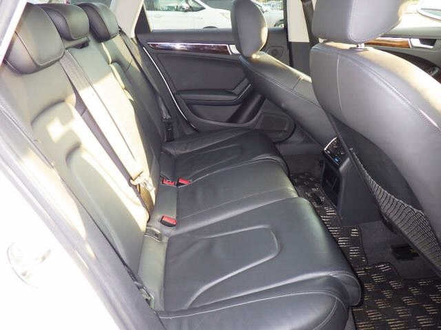 AUDI A4 2011