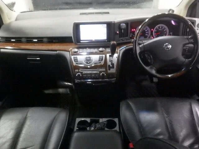 NISSAN ELGRAND 2009