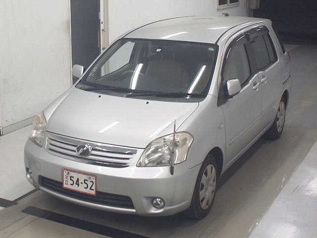 TOYOTA RAUM 2008