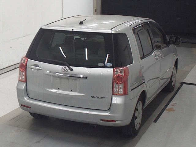 TOYOTA RAUM 2008