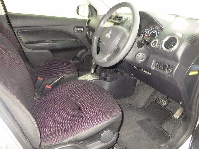 MITSUBISHI MIRAGE 2013