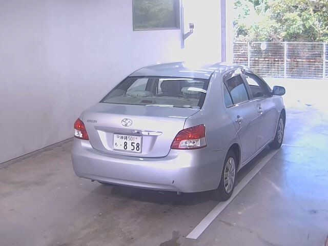 TOYOTA BELTA 2010