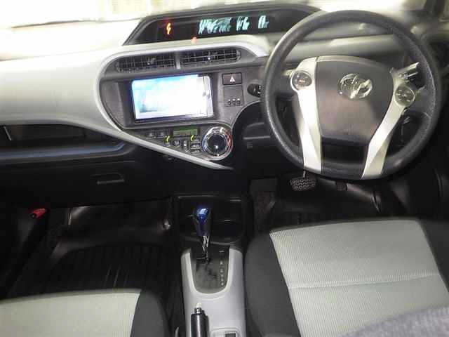 TOYOTA AQUA 2014